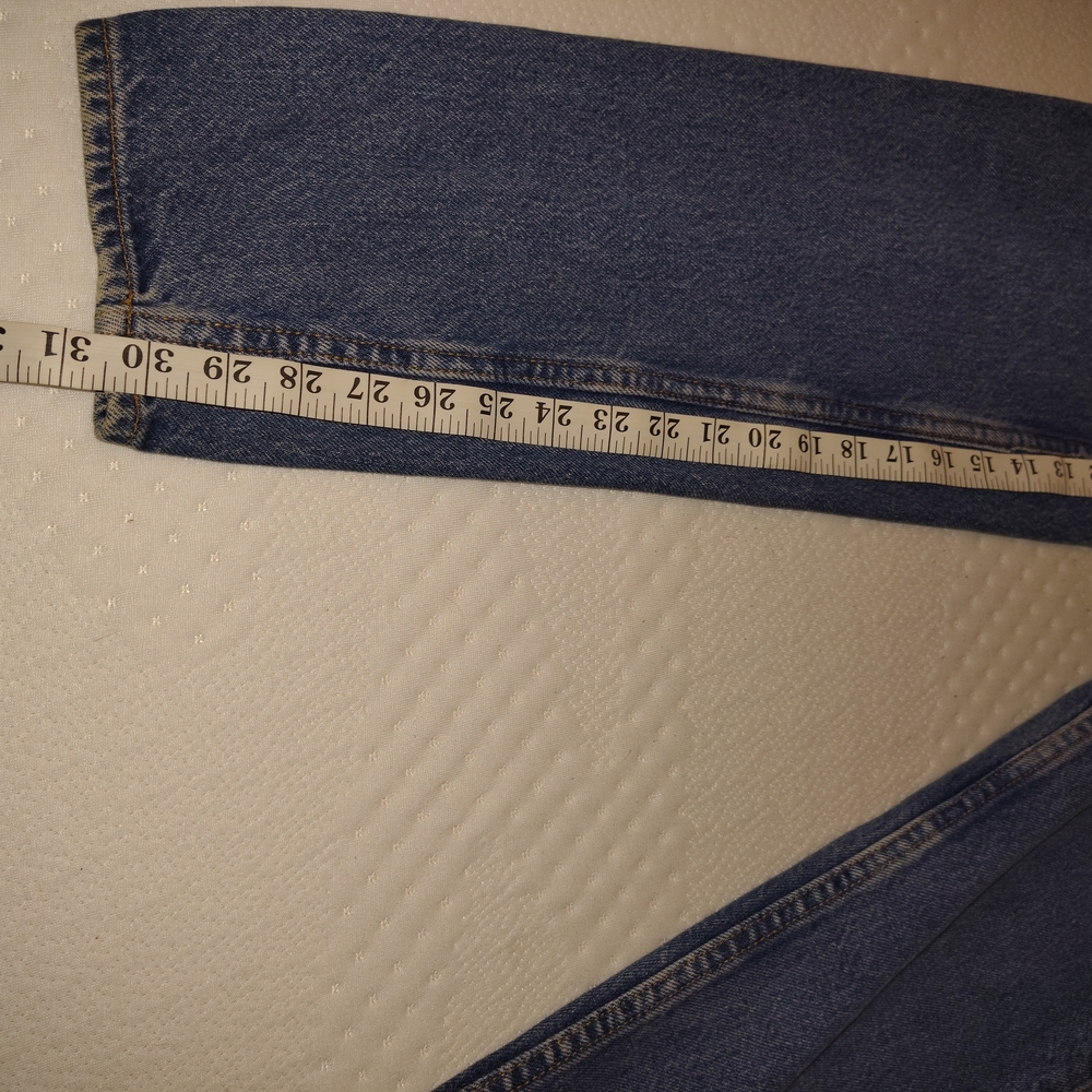 GAP Women's Classic Blue Straight Leg Jeans - Picture 3 of 11